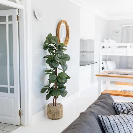 Nahoon Beach Villas Self Catering Apartments Източен Лондон Екстериор снимка
