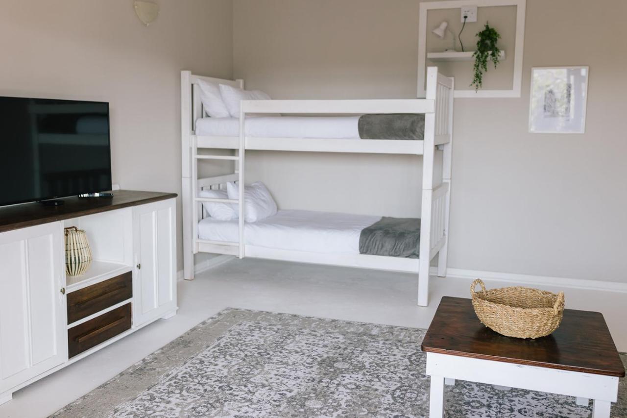 Nahoon Beach Villas Self Catering Apartments Източен Лондон Екстериор снимка