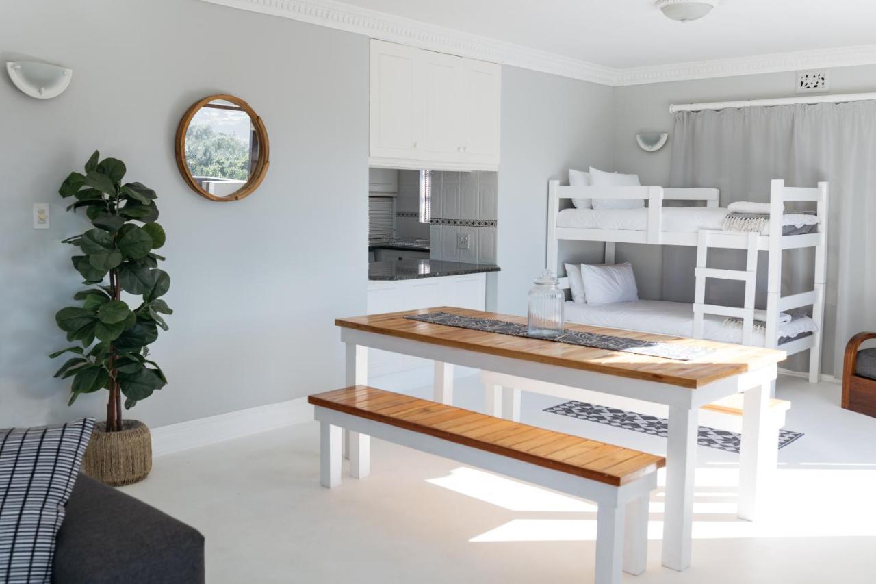 Nahoon Beach Villas Self Catering Apartments Източен Лондон Екстериор снимка
