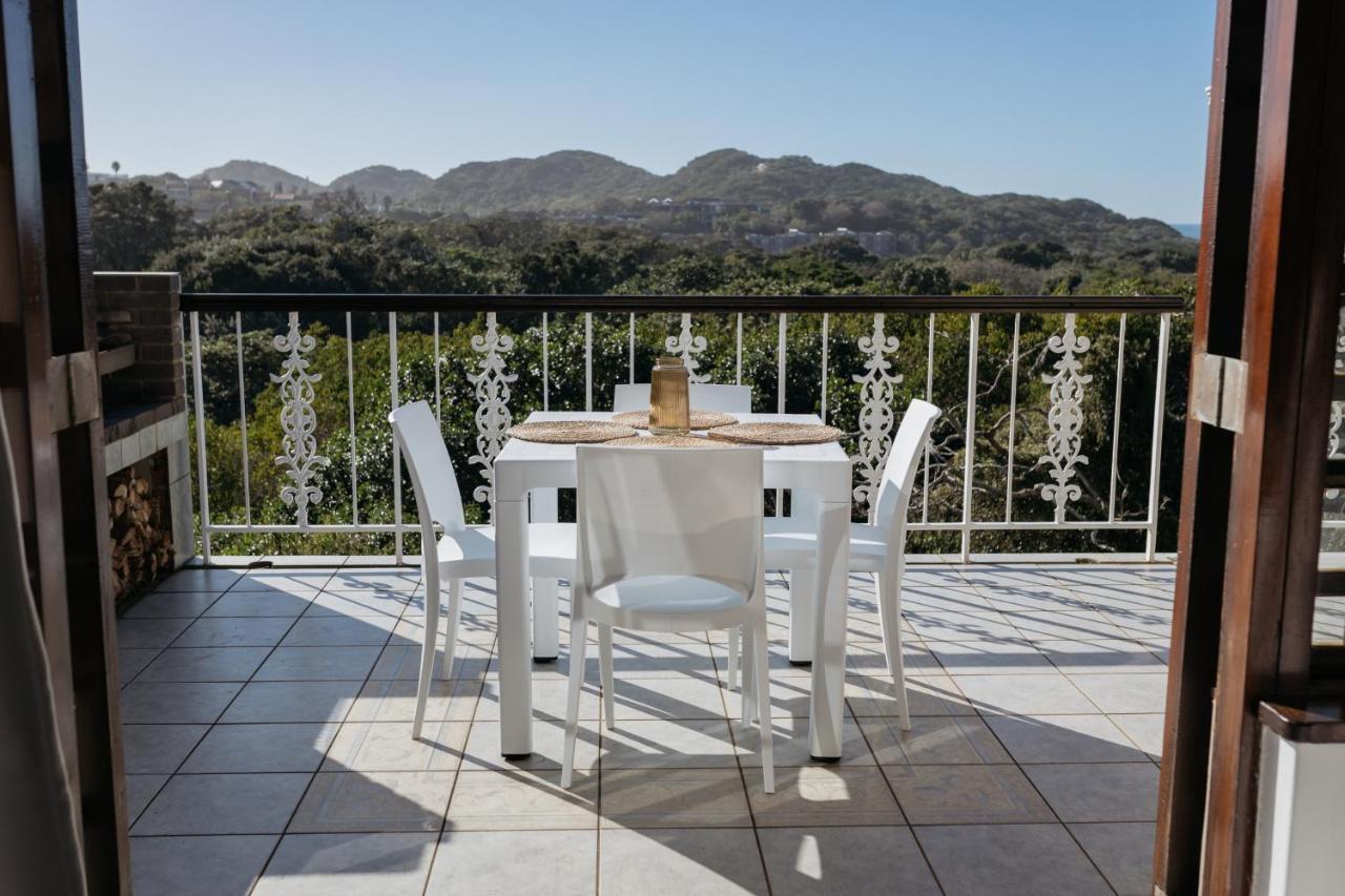 Nahoon Beach Villas Self Catering Apartments Източен Лондон Екстериор снимка