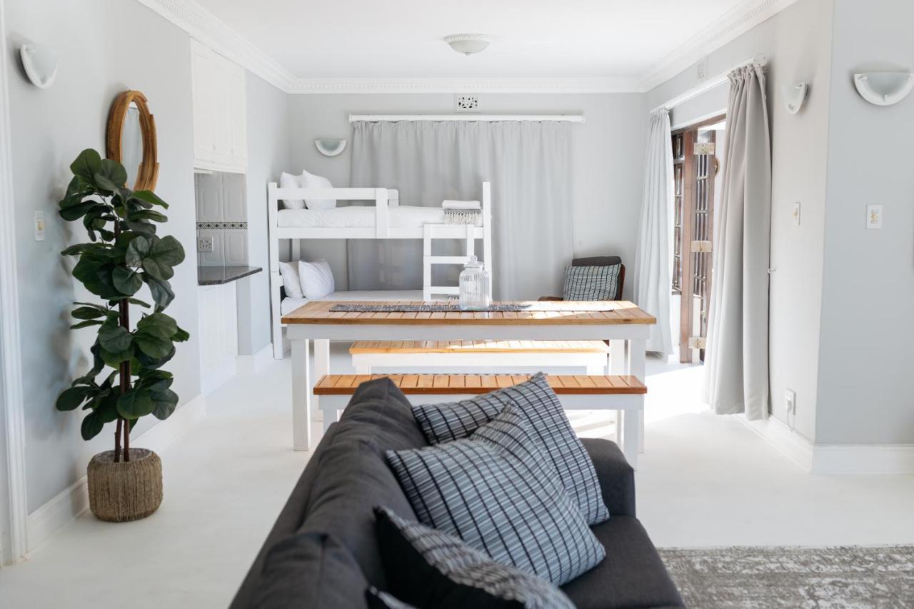 Nahoon Beach Villas Self Catering Apartments Източен Лондон Екстериор снимка
