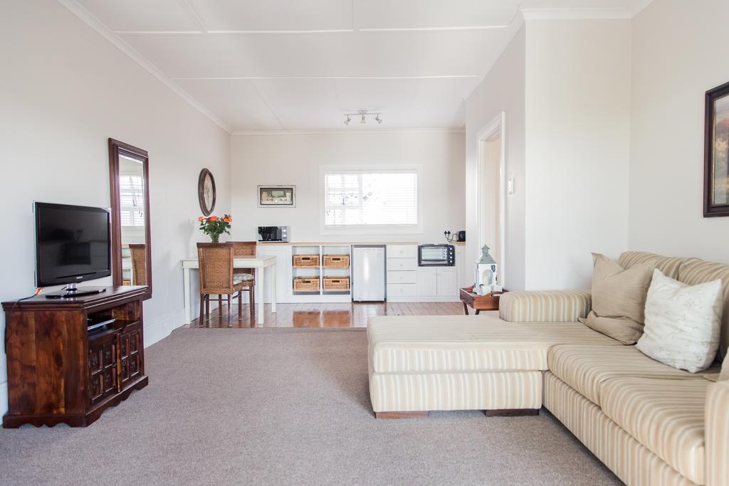 Nahoon Beach Villas Self Catering Apartments Източен Лондон Екстериор снимка