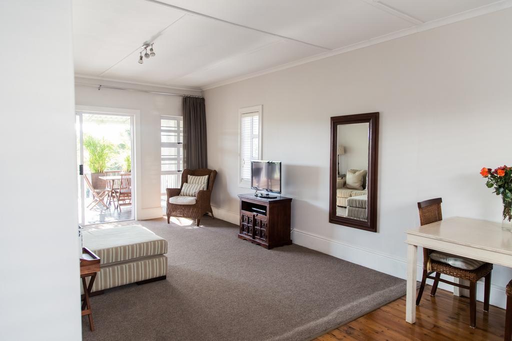 Nahoon Beach Villas Self Catering Apartments Източен Лондон Екстериор снимка